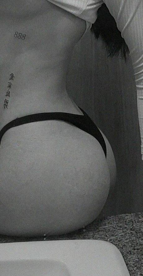 oliveiiranatt onlyfans nudes