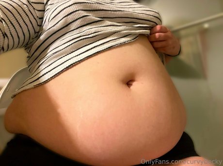 curvybecky en onlyfans