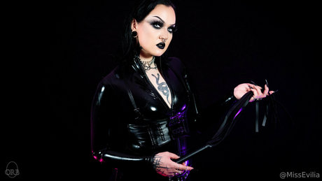 misseviliafree nudes leaked onlyfans