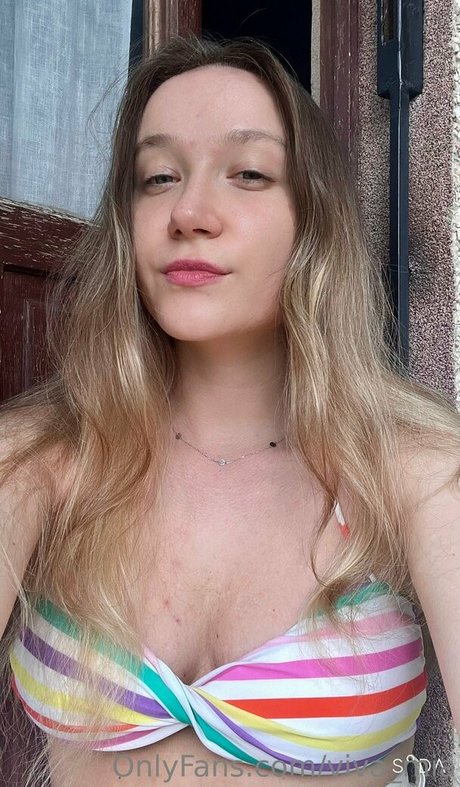 lilly lil leaked onlyfans pictures