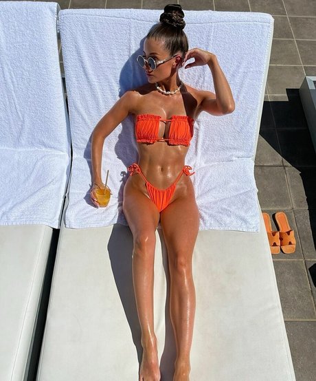 Briony Gorton pics onlyfans