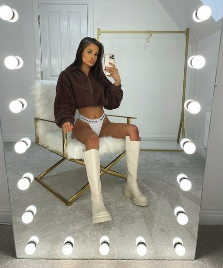 Briony Gorton naked leaked onlyfans