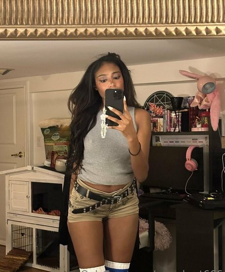 meruhart666 topless onlyfans