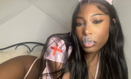 meruhart666 onlyfans de