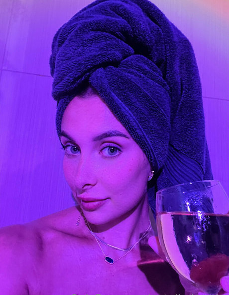 Natalie Brooks ass onlyfans