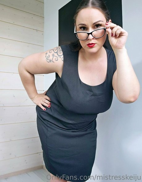 mistresskeiju onlyfans leaked naked