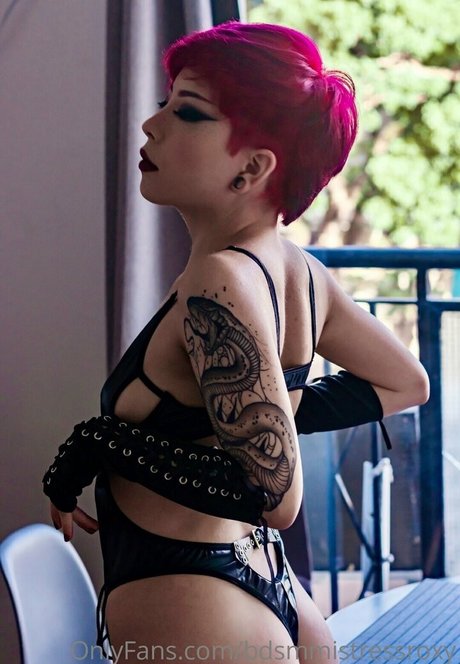bdsmmistressroxy onlyfans for free