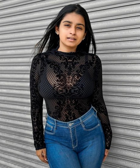 Suhana Khan onlyfans picture