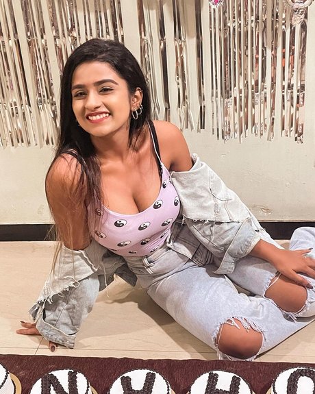 Suhana Khan nudes onlyfans leaks