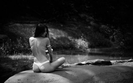 Adela Patrascan leak only fans