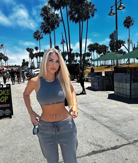 Nikita Sullivan leaks onlyfans