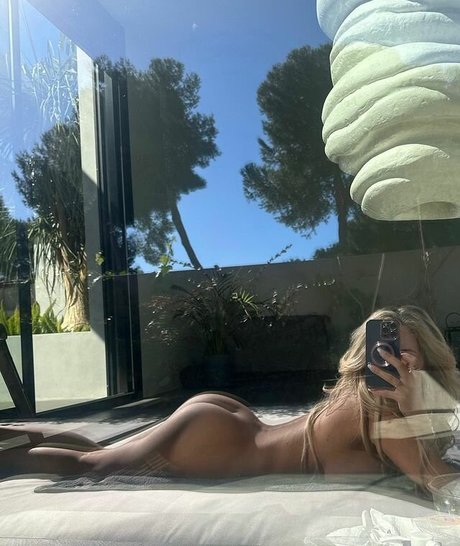 Nikita Sullivan onlyfans pics