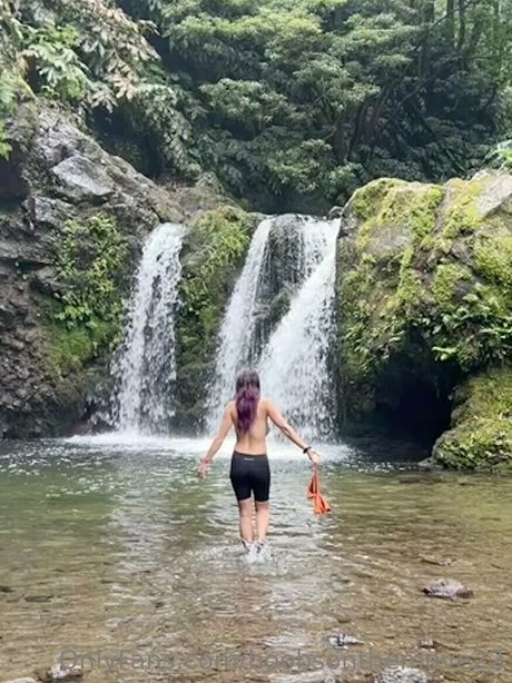 boobsonthemove22 nudes only fans