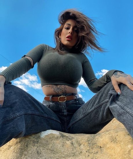 asian male onlyfans hot nude plate