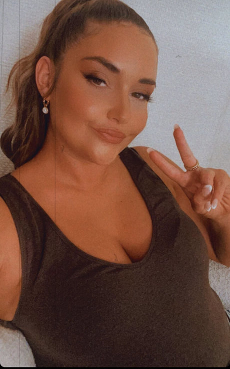 fingering squirt onlyfans free porn scene