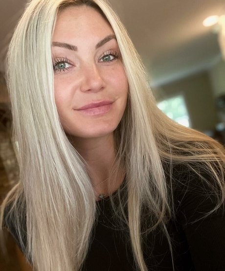 Jordan Elizabeth nude onlyfans porn