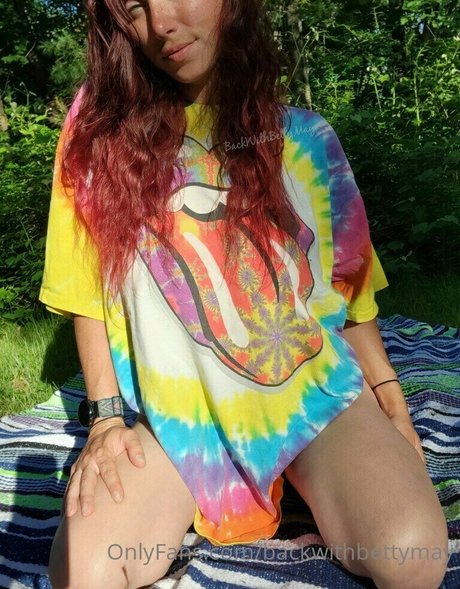 backwithbettymay leaks onlyfans