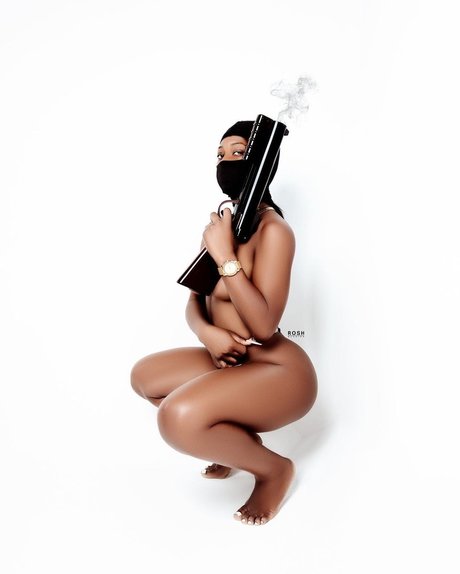 Coochie Bandit onlyfans naked