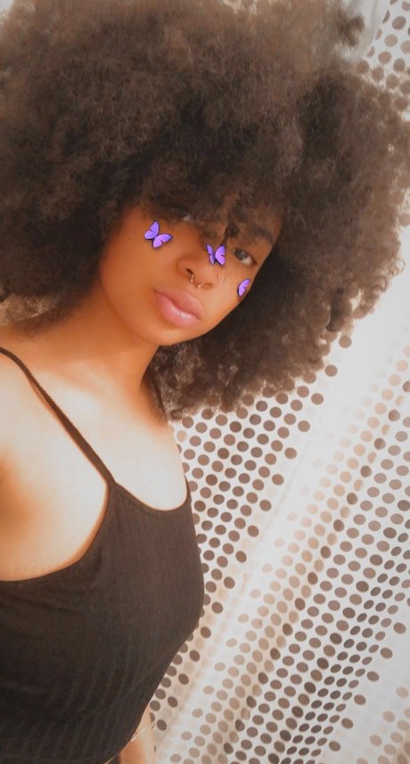 PrettyLightSkinThang leaked onlyfans sex tape