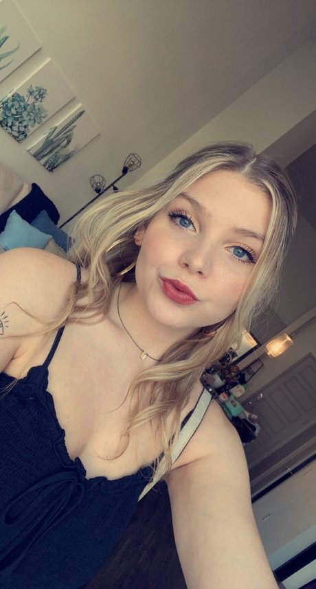 Zoey Babe_ onlyfans leaked