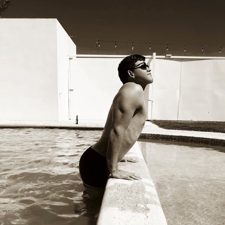 Daniel de la Rosa ass onlyfans