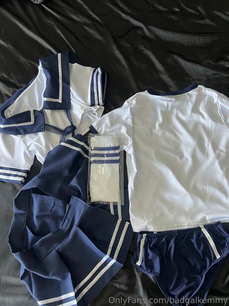 badgalkemmy only fans nude