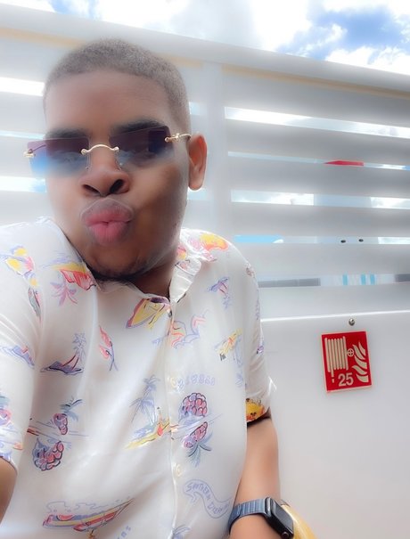 DeepThroatRell onlyfans pic