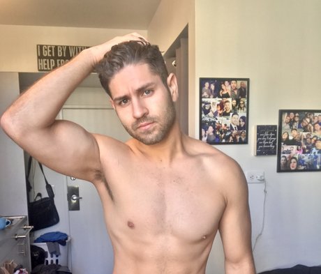 Giovanni Aguayo onlyfans leake