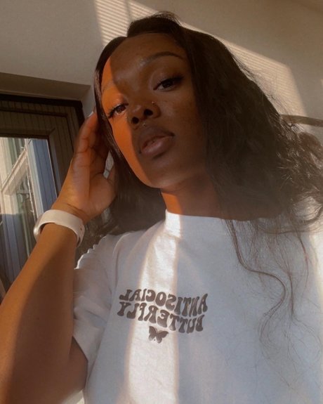 Q Baby_ onlyfans nudes