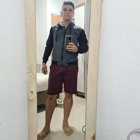 Roger Silva nude only fans