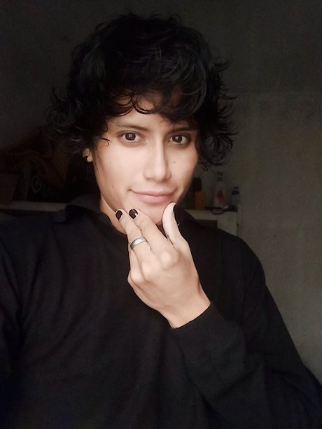 Queenhot onlyfans model photo