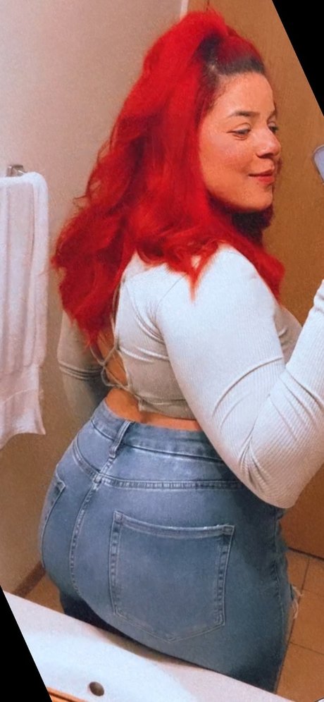 Queen G_ onlyfans model