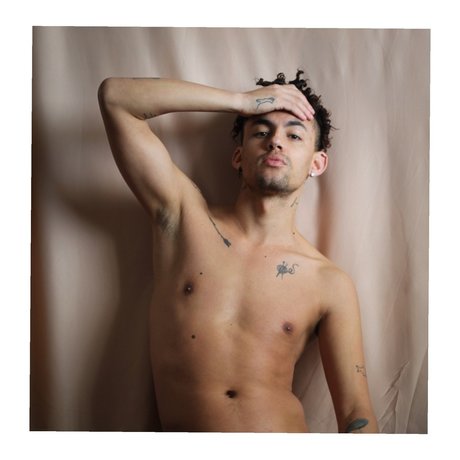 DOMINO BOLT onlyfans sex