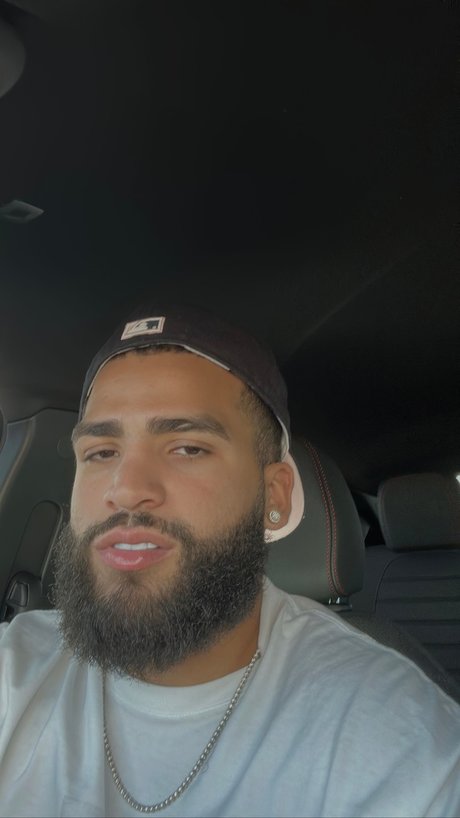 Josue Vargas onlyfans tits