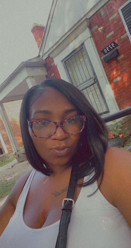 iamHER porn onlyfans leak