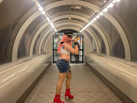 RayOnDisplay onlyfans leaks nudes