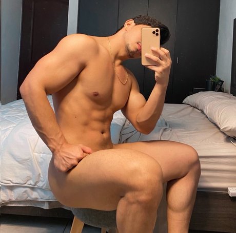 Rene Gonzalez Byken onlyfans model images