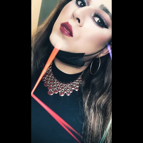 ReneeVegasGloryhole onlyfans lesk