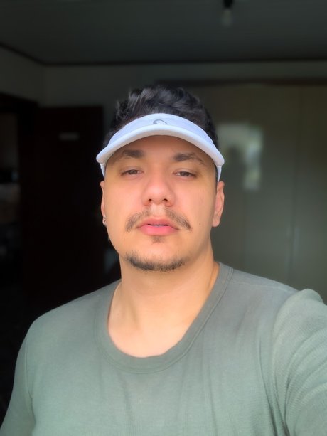 Renan Nazario onlyfans page