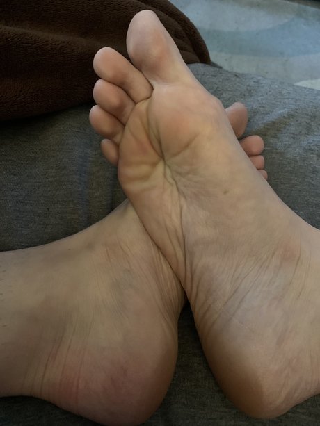 Queen feet onlyfans nsfw