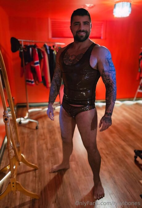 Ryan Bones onlyfans exposed