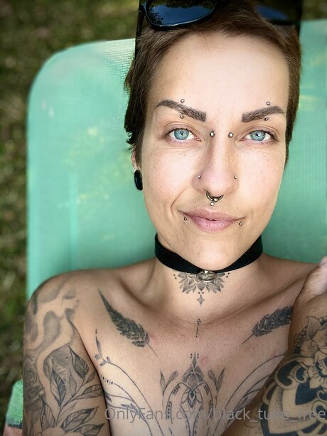 rubber tulip leaked onlyfans pictures