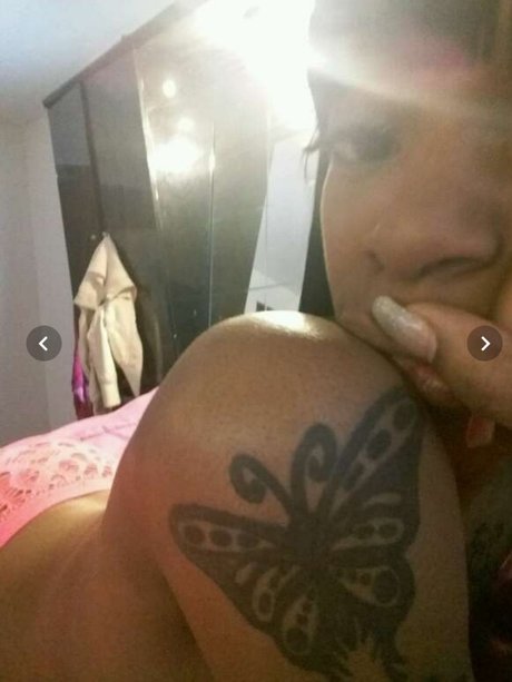 RoXanne Dee nude onlyfans