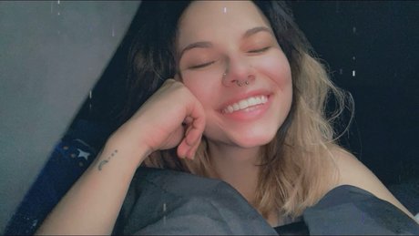 Sagi onlyfans model photos