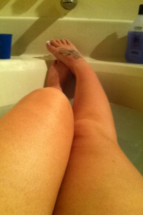 Sabrina s Sweet Feet onlyfans lesk