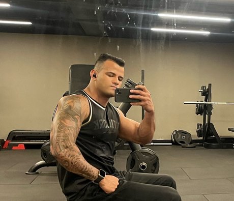 SAAM FREE_ onlyfans leaks