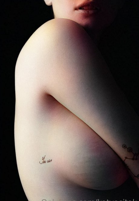 brunette pov onlyfans porno capture