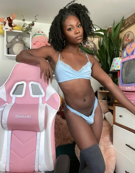 Vanniall naked onlyfans leaks