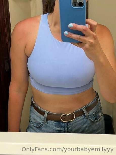 yourbabyemilyyy onlyfans nudes porn