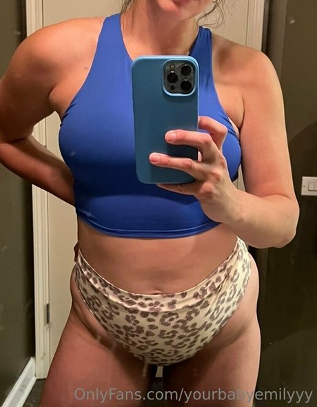 yourbabyemilyyy onlyfans leak sex